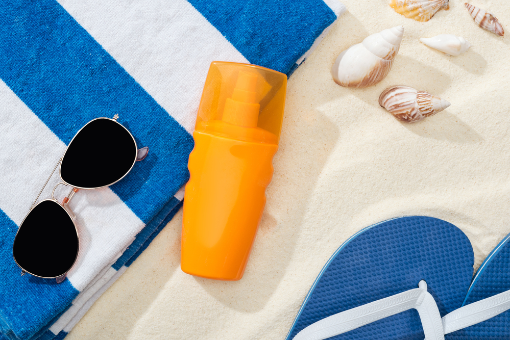 Why Wearing Sunglasses Doesn't Increase Your Chances Of Sunburn ...